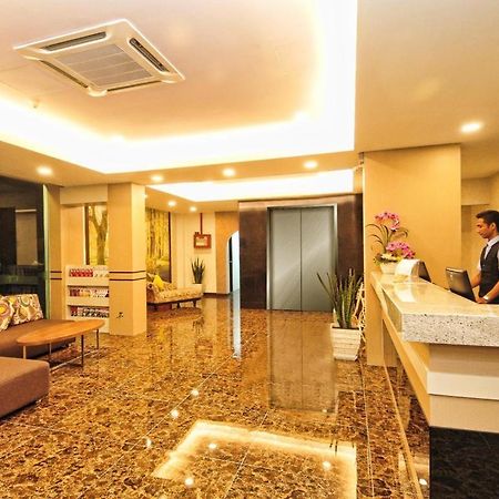 Hotel Zamburger Grand City Malacca Ngoại thất bức ảnh
